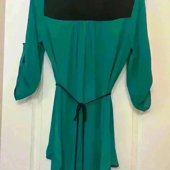 IZ Byer tunic top - Picture 3 of 3